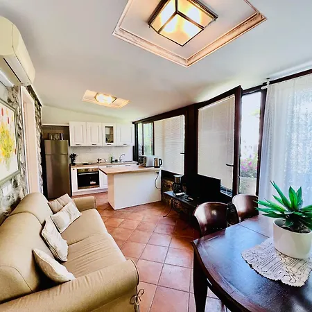 Yourhome - Maison Iolanda 波西塔諾